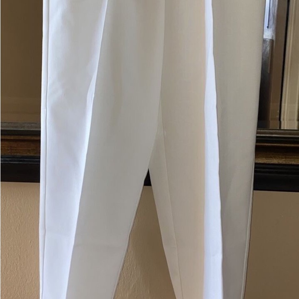 Briggs  New York White 2 Pocket Slacks